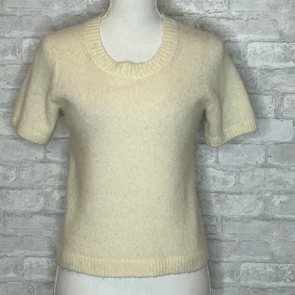 Everlane cream short sleeved sweater size S